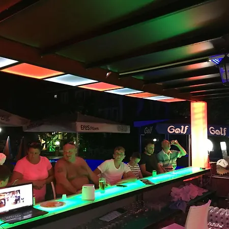 绿色和平酒店 2*