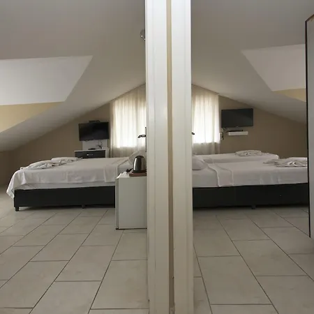 Hotel Peace