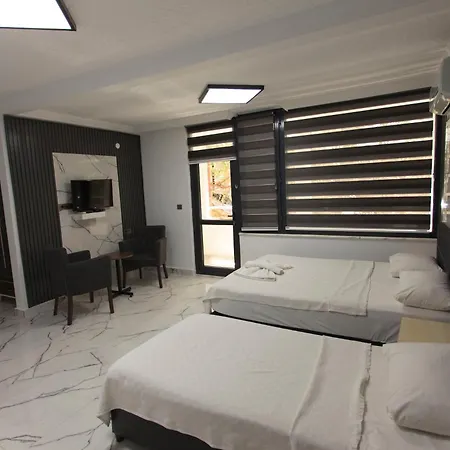 Hotel Peace 2*