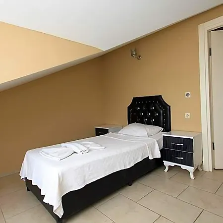 Peace Hotel