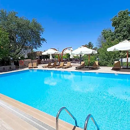Peace Hotel 2*